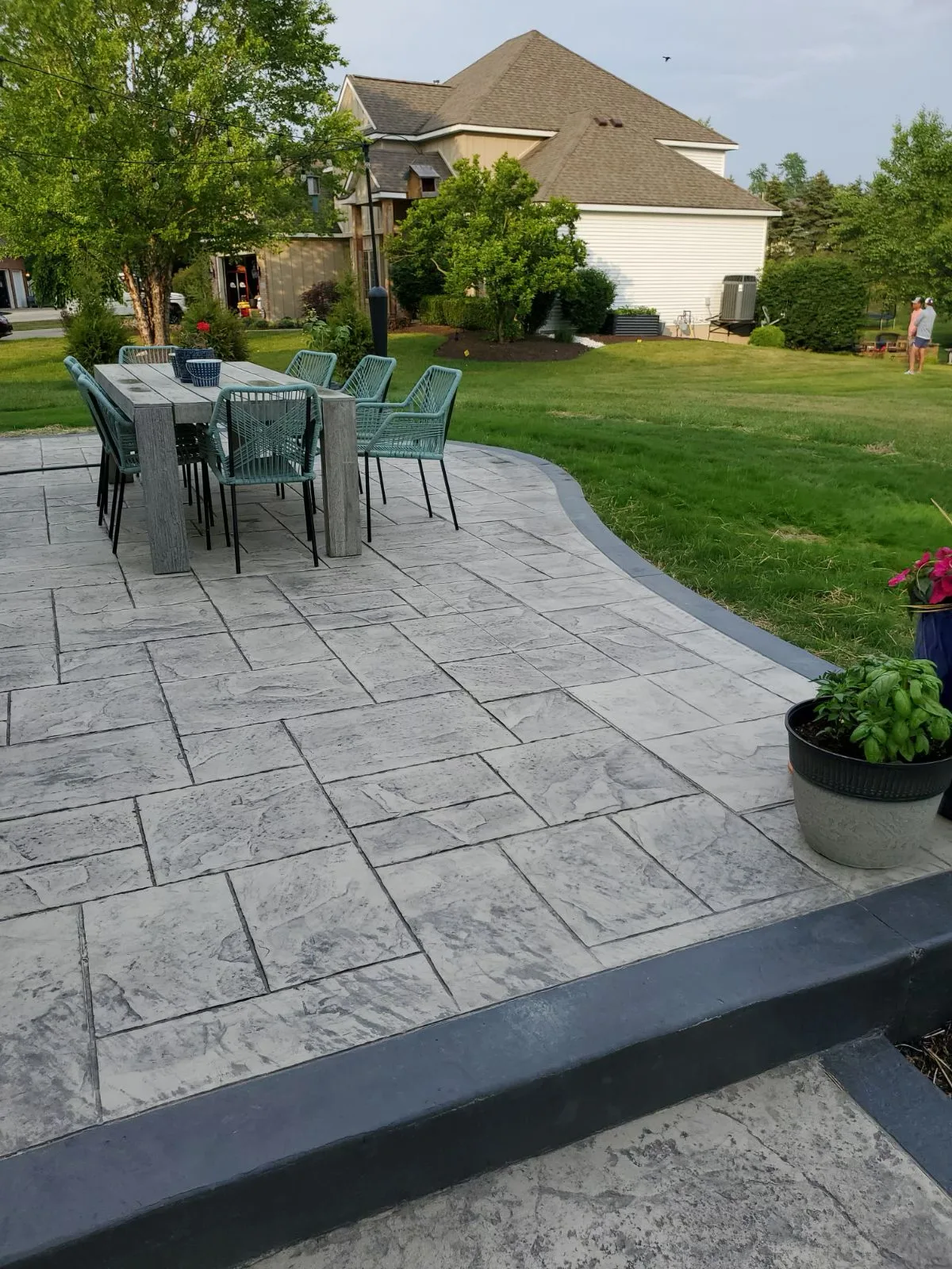 Custom Retaining Walls Custom Retaining Walls